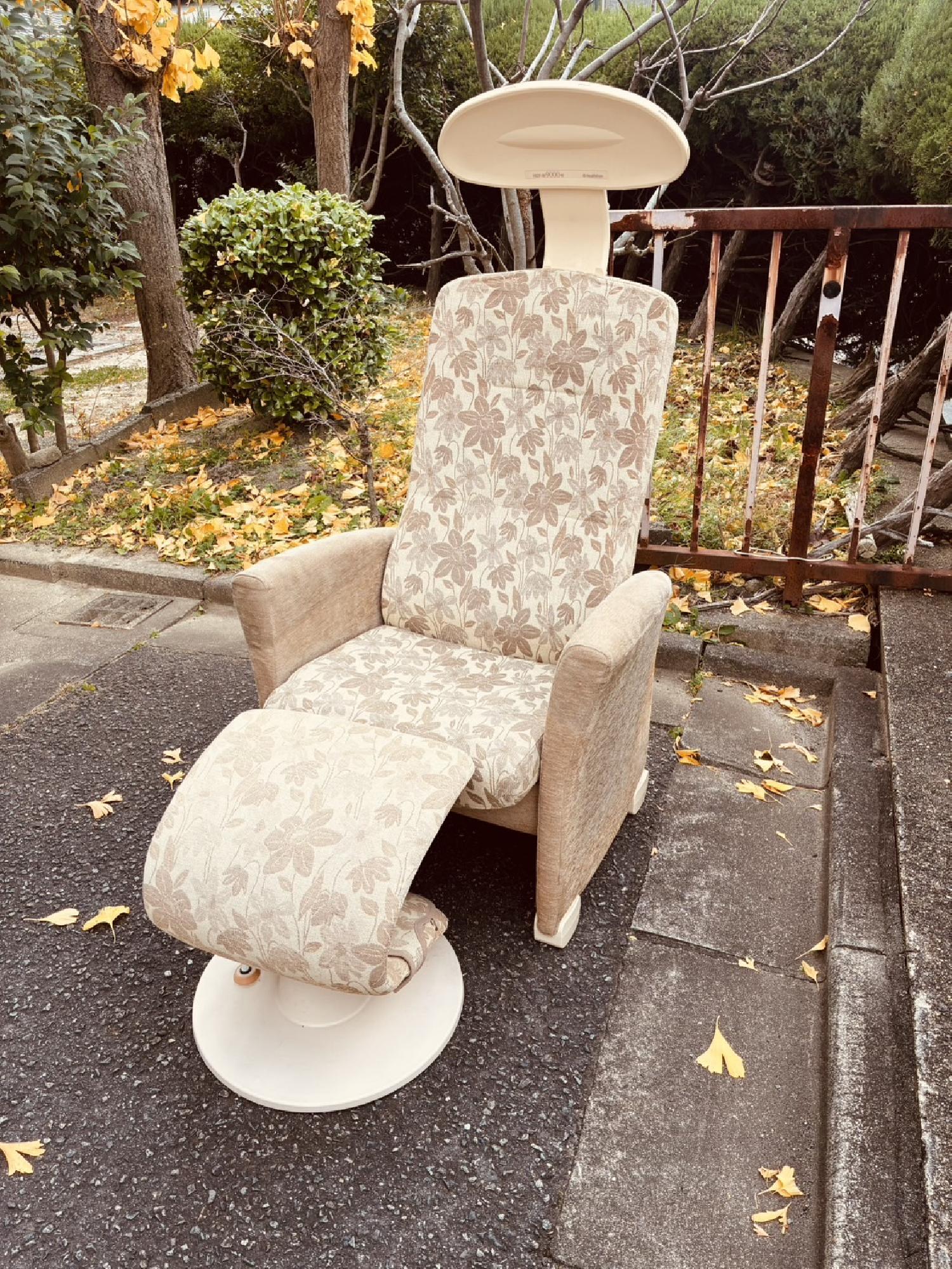 2025/12/07 大阪府寝屋川市のお客様よりヘルストロン回収のご依頼